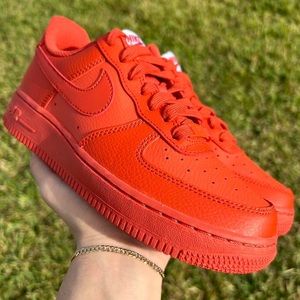NEW NIKE AIR FORCE 1 LOW ORANGE